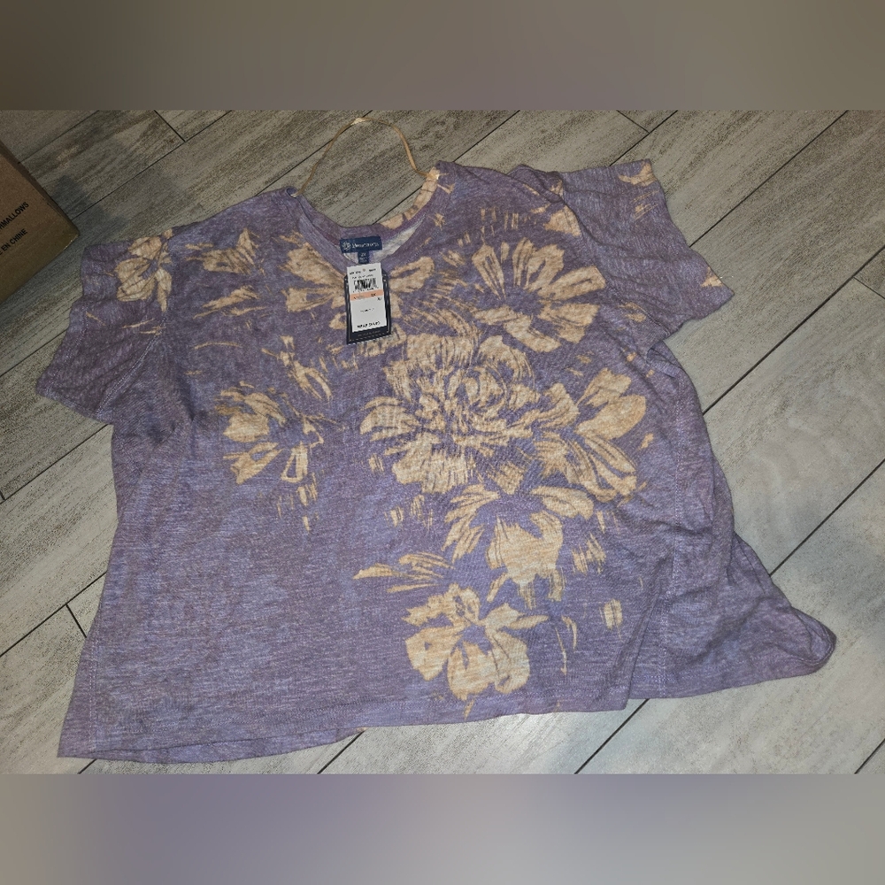 Democracy Purple and Cream Floral Short Sleeve Tee